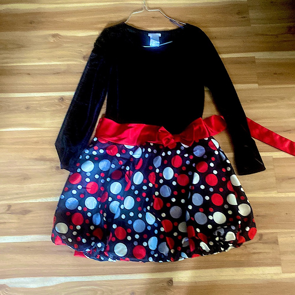 Christmas Bonnie and Jean polka dot dress!